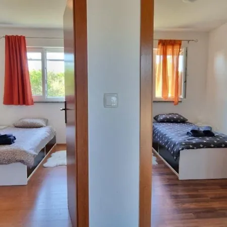 Holiday home Ron - Spacious Garden *